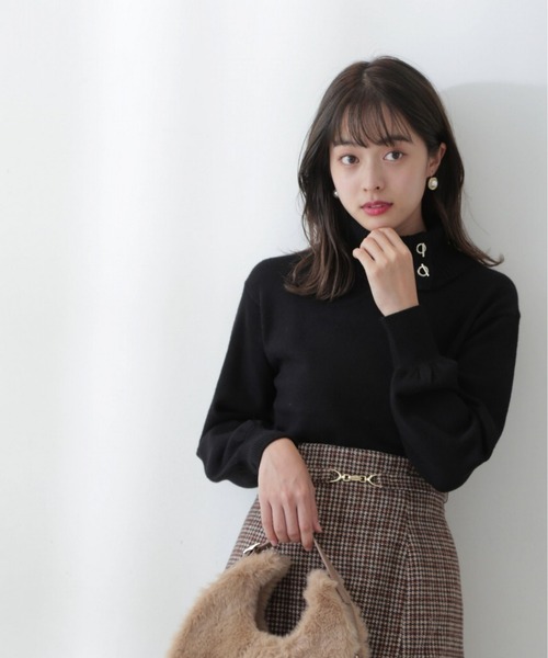 PROPORTION BODY DRESSING（プロポーションボディドレッシング）の「【美人百花11月号タイアップ 休井美郷さん着用商品】メタルバーポイントハイネック / 1212270014（ニット/セーター・レディース・ホワイト系その他/パープル/ブラック・FREE）」の3枚目の写真