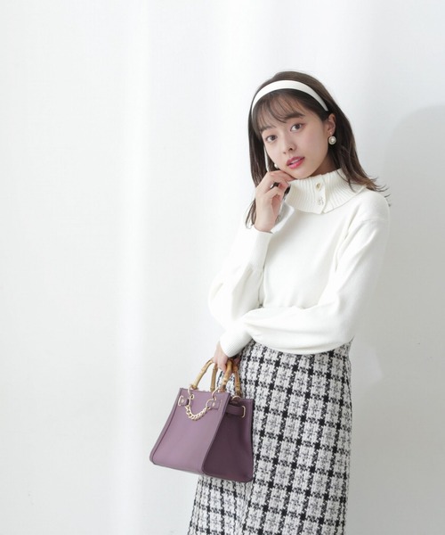 PROPORTION BODY DRESSING（プロポーションボディドレッシング）の「【美人百花11月号タイアップ 休井美郷さん着用商品】メタルバーポイントハイネック / 1212270014（ニット/セーター・レディース・ホワイト系その他/パープル/ブラック・FREE）」の4枚目の写真