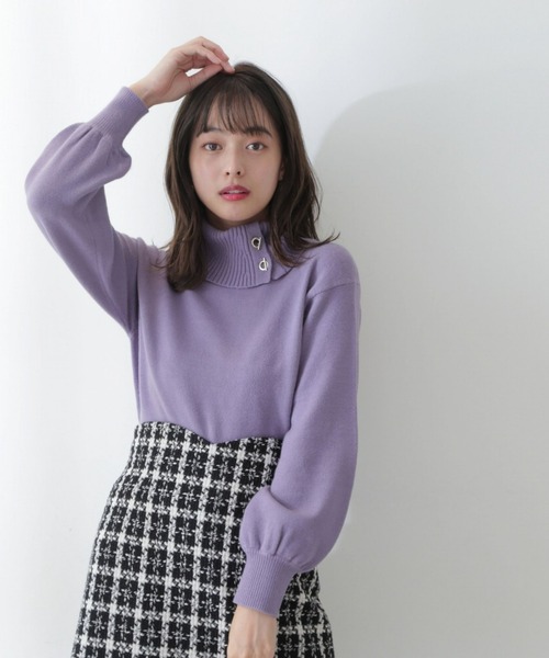 PROPORTION BODY DRESSING（プロポーションボディドレッシング）の「【美人百花11月号タイアップ 休井美郷さん着用商品】メタルバーポイントハイネック / 1212270014（ニット/セーター・レディース・ホワイト系その他/パープル/ブラック・FREE）」の8枚目の写真