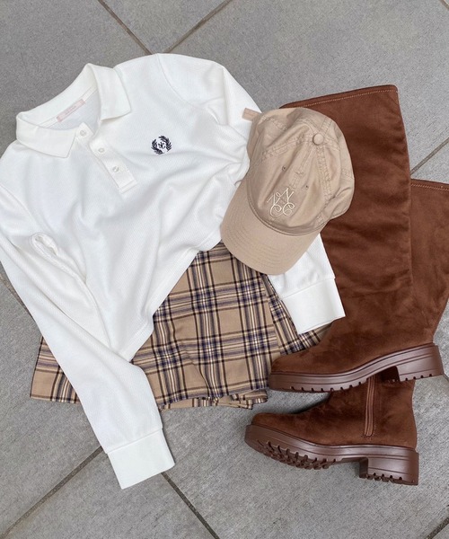 one after another NICE CLAUP（ワンアフターアナザーナイスクラップ）の「NC刺しゅうポロシャツ（ポロシャツ・レディース・ベージュ/オフホワイト/グリーン・FREE）」の8枚目の写真