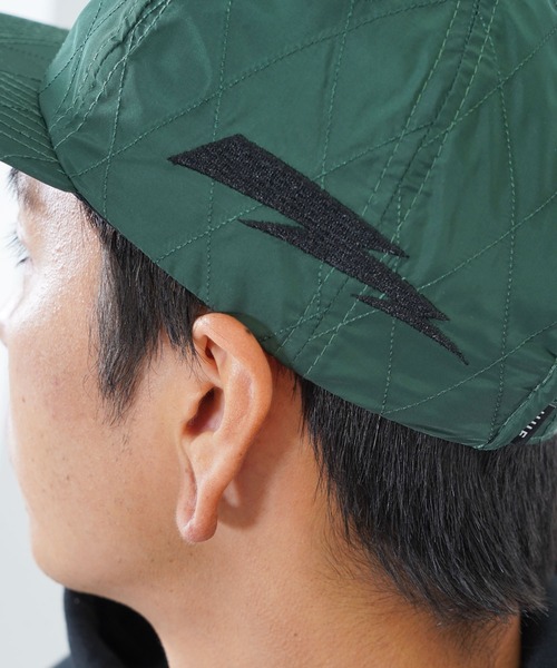 HUF（ハフ）の「HUF(ハフ) キルティング ロゴ刺繍 ベースボールキャップ（キャップ・メンズ・ベージュ/グリーン・FREE）」の22枚目の写真