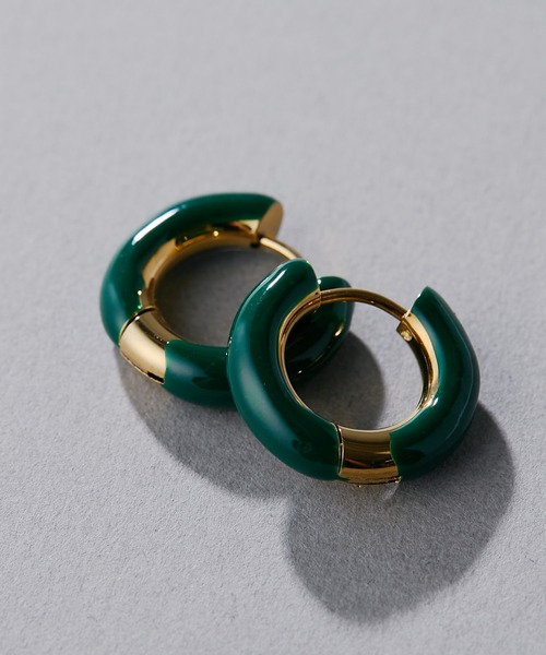 ear PAPILLONNER（イアパピヨネ）の「金属アレルギー対応 ステンレスエポカラーフープピアス（ピアス（両耳用）・レディース・ダークグリーン/ボルドー・FREE）」の2枚目の写真