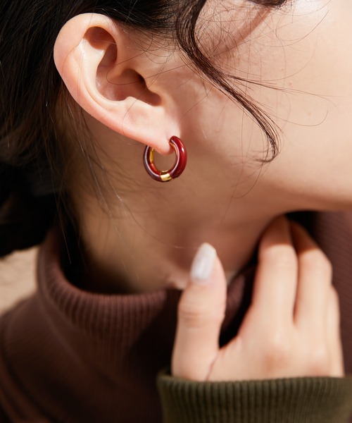 ear PAPILLONNER（イアパピヨネ）の「金属アレルギー対応 ステンレスエポカラーフープピアス（ピアス（両耳用）・レディース・ダークグリーン/ボルドー・FREE）」の9枚目の写真