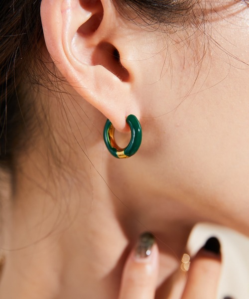 ear PAPILLONNER（イアパピヨネ）の「金属アレルギー対応 ステンレスエポカラーフープピアス（ピアス（両耳用）・レディース・ダークグリーン/ボルドー・FREE）」の15枚目の写真