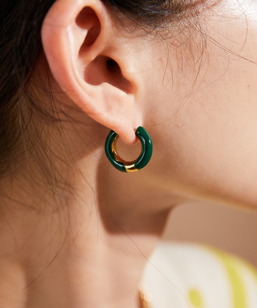 ear PAPILLONNER（イアパピヨネ）の「金属アレルギー対応 ステンレスエポカラーフープピアス（ピアス（両耳用）・レディース・ダークグリーン/ボルドー・FREE）」の17枚目の写真