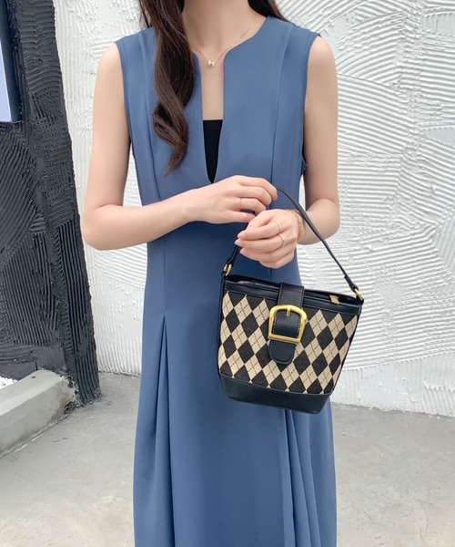 ABITOKYO(アビトーキョー)の「フロントタックスキッパネックフレアワンピース(ワンピース・レディース・ベージュ/ダークブラウン/ブラック/ブルー/チャコールグレー/カーキ/グレイッシュベージュ・S/M)」の20枚目の写真