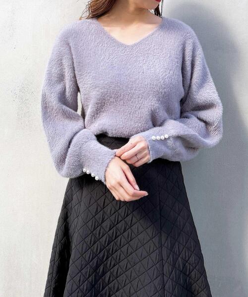 INGNI（イング）の「Vネックフェザーヤーンニット（ニット/セーター・レディース・ブルーグレー/オフホワイト/ピンク/ベージュ・M）」の10枚目の写真