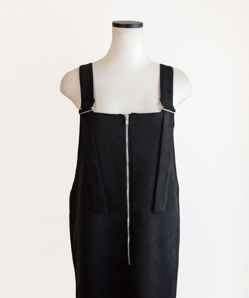 Marient（マリエント）の「エコスウェードジャンスカ/サロペット（ジャンパースカート・レディース・アイボリー/ブラック/チャコール・FREE）」の4枚目の写真