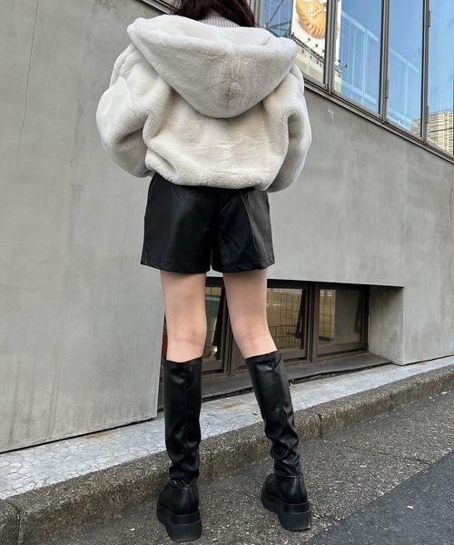 INGNI（イング）の「エコファーパーカー（その他アウター・レディース・アイボリー/ブラック・M）」の7枚目の写真