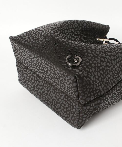 JAM HOME MADE（ジャムホームメイド）の「印傳/印伝屋 信玄袋 レオパード柄（ハンドバッグ・メンズ・ブラック・ONE SIZE）」の17枚目の写真