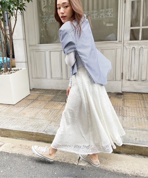 Meli rich(メリーリッチ)の「クロシェレーススカート(スカート・レディース・オフホワイト/ブラック・MEDIUM)」の14枚目の写真