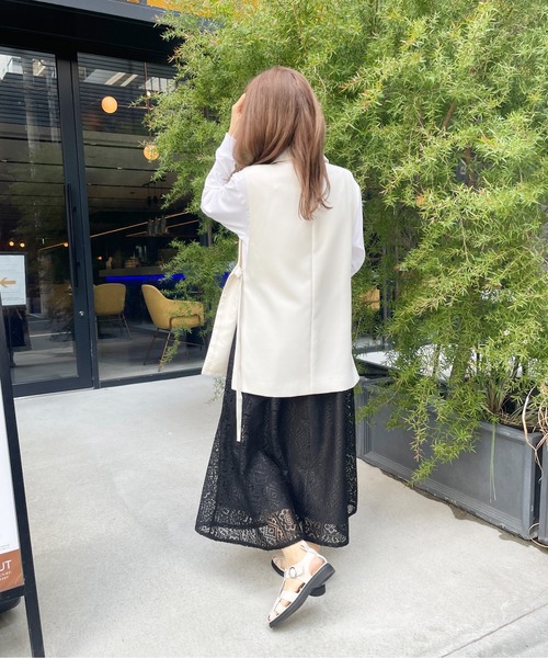 Meli rich(メリーリッチ)の「クロシェレーススカート(スカート・レディース・オフホワイト/ブラック・MEDIUM)」の4枚目の写真