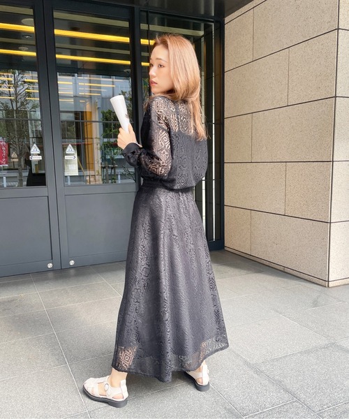 Meli rich(メリーリッチ)の「クロシェレーススカート(スカート・レディース・オフホワイト/ブラック・MEDIUM)」の13枚目の写真