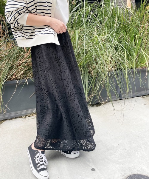 Meli rich(メリーリッチ)の「クロシェレーススカート(スカート・レディース・オフホワイト/ブラック・MEDIUM)」の21枚目の写真