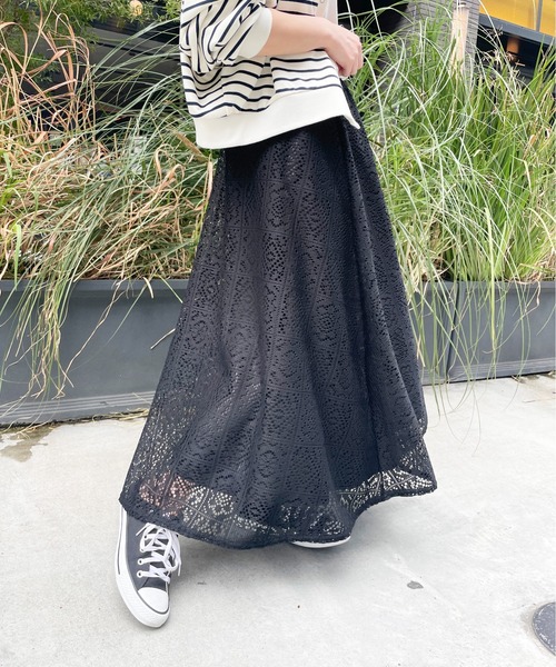 Meli rich(メリーリッチ)の「クロシェレーススカート(スカート・レディース・オフホワイト/ブラック・MEDIUM)」の20枚目の写真