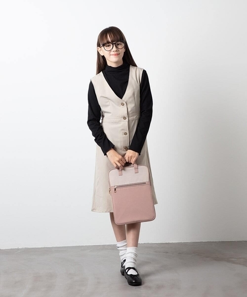 a.v.v（アーヴェヴェ）の「[KIDS]スキップバレエシューズ[WEB限定サイズ]（バレエシューズ・キッズ・ブラック/ライトブルー/シルバー・20/19/22/18/21）」の8枚目の写真