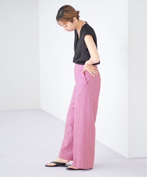 【新品】  Plage / プラージュ | 2023SS | R’IAM Vネックノースリシャツ | F | ホワイト | レディース plage（プラージュ）の「【R'IAM】 Vネックノースリシャツ（シャツ
