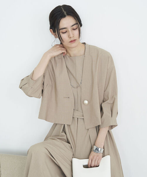 NOLLEY’S(ノーリーズ)の「◇【WEB限定】ビッグパールジャケット(ノーカラージャケット・レディース・ネイビー/ベージュ・FREE)」の14枚目の写真