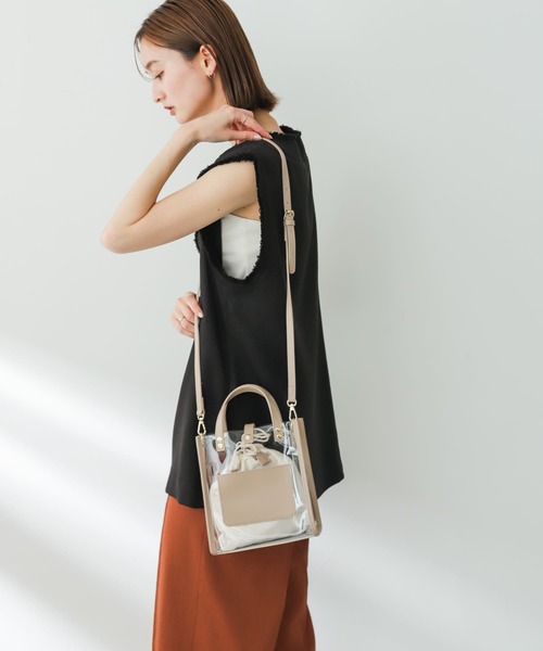 SENSE OF PLACE by URBAN RESEARCH（センスオブプレイスバイアーバンリサーチ）の「スクエアクリアショルダーバッグ（ショルダーバッグ・レディース・アイボリー/ブラック/ライトベージュ・ONE）」の13枚目の写真