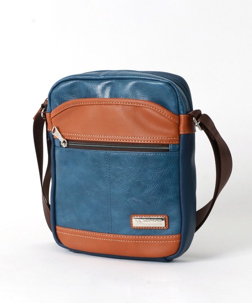 Arnold Palmer(アーノルドパーマー)の「Arnold Palmer/アーノルドパーマー PUレザー ショルダーバック(ショルダーバッグ・メンズ・ブラウン/ブルー/ネイビー/ブラック・FREE)」の4枚目の写真