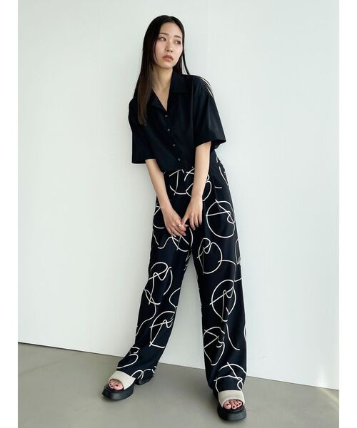 EMODA（エモダ）の「スーパーハイウエストワイドパンツ（その他パンツ・レディース・ブラック/ブルー/ベージュ/その他・SMALL/MEDIUM）」の10枚目の写真