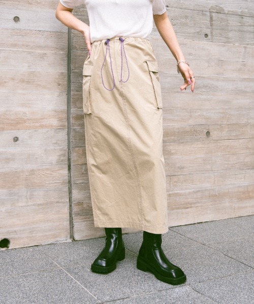 Happy John（ハッピージョン）の「bycolor cargo skirt/バイカラーカーゴスカート（スカート・レディース・ベージュ/ブラック・FREE）」の9枚目の写真