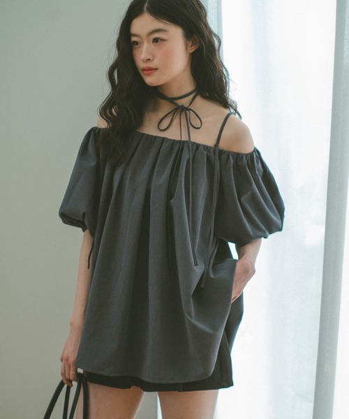 VANNIE U（ヴァニーユー）の「オフショルボリュームブラウス/マルチストラップ/前後２WAY（シャツ/ブラウス・レディース・ブラック/ベージュ/アイボリー/グレー/ネイビー/ブルー・FREE）」の5枚目の写真