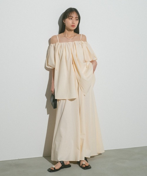 VANNIE U（ヴァニーユー）の「オフショルボリュームブラウス/マルチストラップ/前後２WAY（シャツ/ブラウス・レディース・ブラック/ベージュ/アイボリー/グレー/ネイビー/ブルー・FREE）」の8枚目の写真