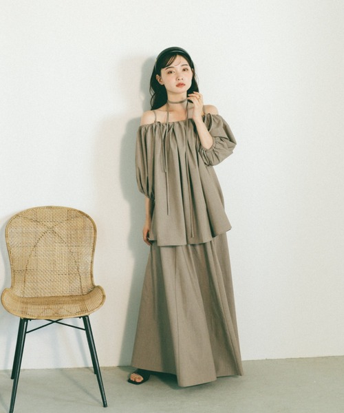 VANNIE U（ヴァニーユー）の「オフショルボリュームブラウス/マルチストラップ/前後２WAY（シャツ/ブラウス・レディース・ブラック/ベージュ/アイボリー/グレー/ネイビー/ブルー・FREE）」の17枚目の写真