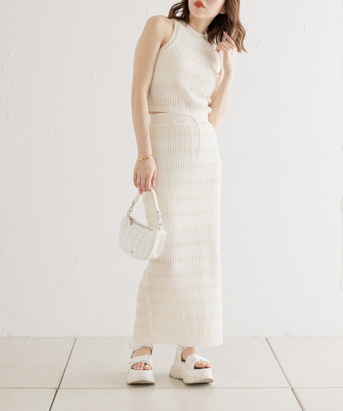 Chico(チコ)の「【SALON by Chico限定】ポコポコニットタイトスカート(スカート・レディース・アイボリー/ブラック・FREE)」の3枚目の写真