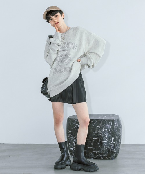 PAGEBOY（ページボーイ）の「カレッジシシュウBIGスウェット（スウェット・レディース・ブラック/ボルドー/オートミール/ラベンダー/オレンジ・FREE）」の14枚目の写真