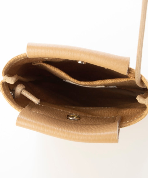 Otias(オティアス)の「Otias オティアス / 日本製8号帆布×本革スマホショルダーバッグ(ショルダーバッグ・メンズ・ブラック/ネイビー/カーキ/ベージュ・FREE)」の7枚目の写真