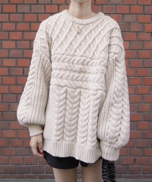 moi tytto（モイテュット）の「ボリューム編地切替えニット（ニット/セーター・レディース・ベージュ/ナチュラル/ブラウン/チャコールグレー/オフホワイト・FREE）」の8枚目の写真