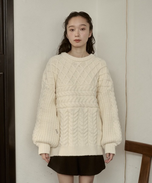 moi tytto（モイテュット）の「ボリューム編地切替えニット（ニット/セーター・レディース・ベージュ/ナチュラル/ブラウン/チャコールグレー/オフホワイト・FREE）」の14枚目の写真