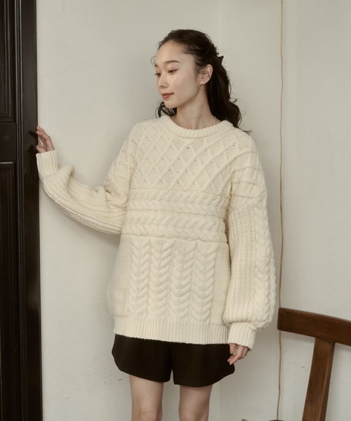 moi tytto（モイテュット）の「ボリューム編地切替えニット（ニット/セーター・レディース・ベージュ/ナチュラル/ブラウン/チャコールグレー/オフホワイト・FREE）」の16枚目の写真