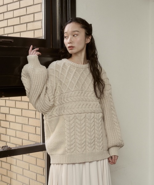 moi tytto（モイテュット）の「ボリューム編地切替えニット（ニット/セーター・レディース・ベージュ/ナチュラル/ブラウン/チャコールグレー/オフホワイト・FREE）」の12枚目の写真