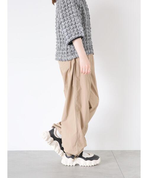 ehka sopo（エヘカソポ）の「ナイロンイージーパンツ（その他パンツ・レディース・ブルー/ベージュ/カーキ・F）」の5枚目の写真