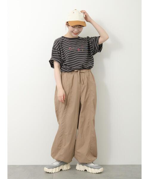 ehka sopo（エヘカソポ）の「ナイロンイージーパンツ（その他パンツ・レディース・ブルー/ベージュ/カーキ・F）」の8枚目の写真