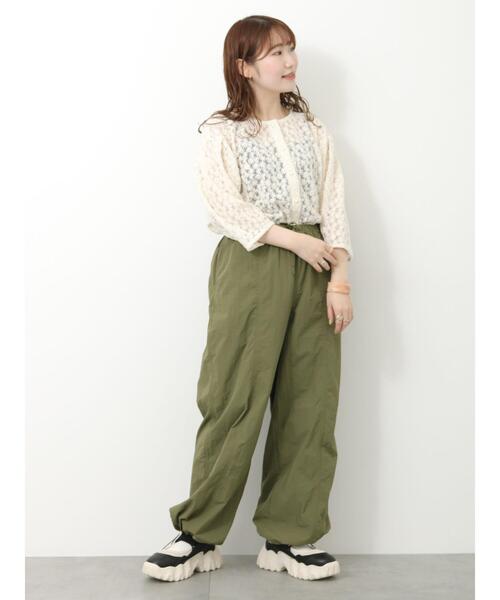 ehka sopo（エヘカソポ）の「ナイロンイージーパンツ（その他パンツ・レディース・ブルー/ベージュ/カーキ・F）」の10枚目の写真