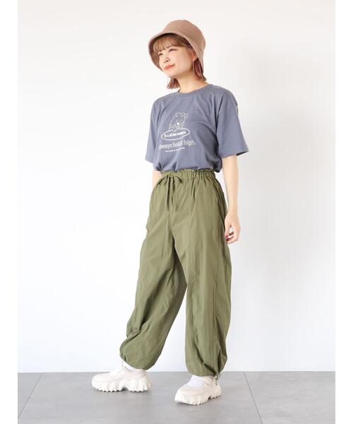 ehka sopo（エヘカソポ）の「ナイロンイージーパンツ（その他パンツ・レディース・ブルー/ベージュ/カーキ・F）」の15枚目の写真