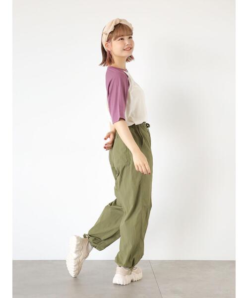 ehka sopo（エヘカソポ）の「ナイロンイージーパンツ（その他パンツ・レディース・ブルー/ベージュ/カーキ・F）」の16枚目の写真