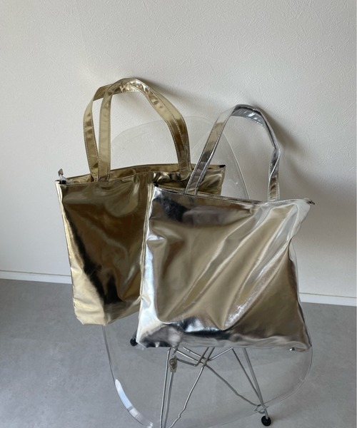 y/m by misato（イムバイミサト）の「メタリックトートBAG（トートバッグ・レディース・ゴールド/シルバー・FREE）」の6枚目の写真