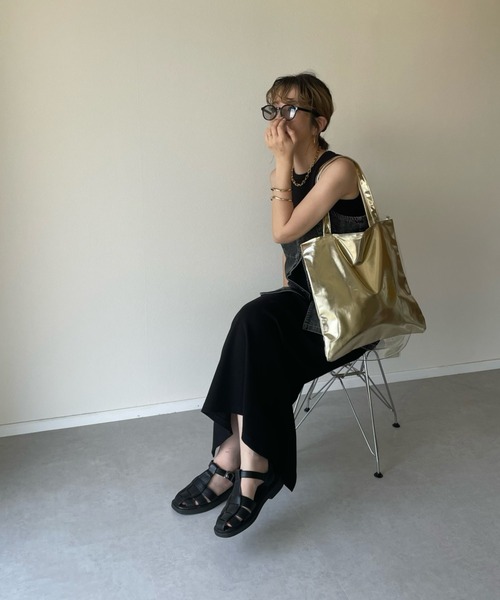 y/m by misato（イムバイミサト）の「メタリックトートBAG（トートバッグ・レディース・ゴールド/シルバー・FREE）」の10枚目の写真