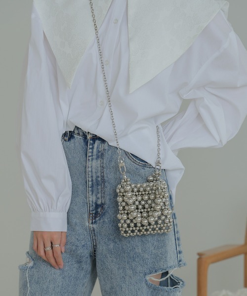 Bab（バブ）の「グレインズチェーンミニバッグ（ショルダーバッグ・レディース・シルバー/アイボリー・ONESIZE）」の9枚目の写真