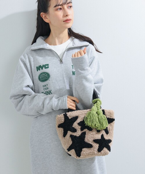 Ray BEAMS(レイビームス)の「Lilas Campbell × Ray BEAMS / 別注 スター トートバッグ(トートバッグ・レディース・ネイビー/ベージュ・ONE SIZE)」の3枚目の写真