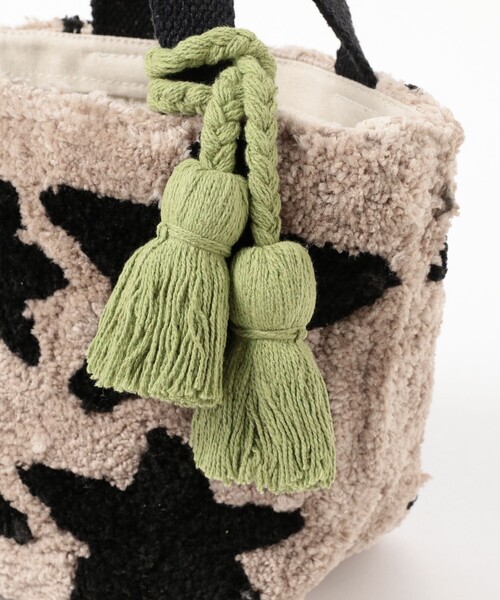 Ray BEAMS(レイビームス)の「Lilas Campbell × Ray BEAMS / 別注 スター トートバッグ(トートバッグ・レディース・ネイビー/ベージュ・ONE SIZE)」の11枚目の写真