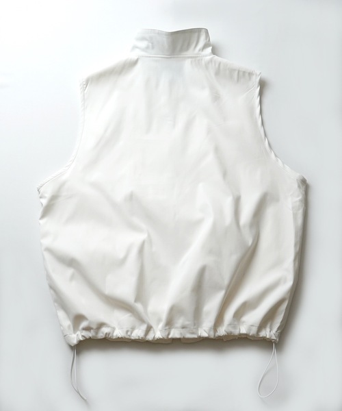 24SS セットアップ対応 スタンドネック 裾ひもドロスト フルジップナイロンテックベスト【Confirm】（ベスト）｜Confirm（コンファーム）