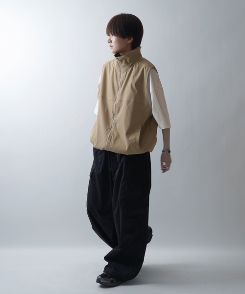 24SS セットアップ対応 スタンドネック 裾ひもドロスト フルジップナイロンテックベスト【Confirm】（ベスト）｜Confirm（コンファーム）