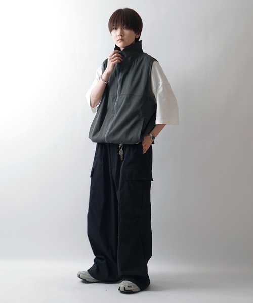 24SS セットアップ対応 スタンドネック 裾ひもドロスト フルジップナイロンテックベスト【Confirm】（ベスト）｜Confirm（コンファーム）