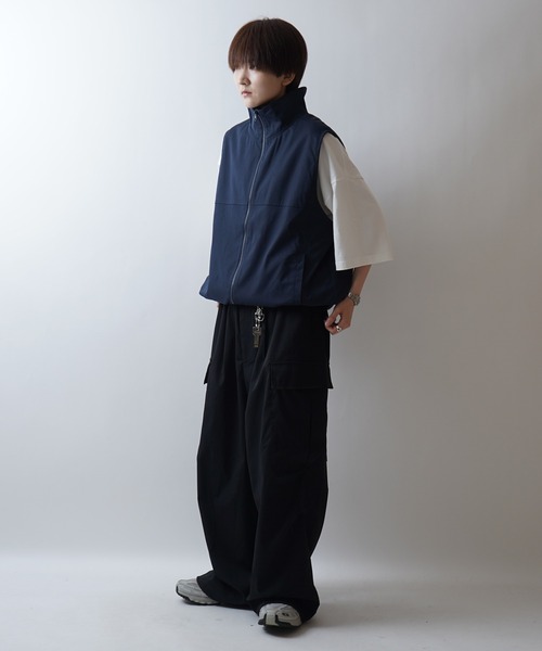 24SS セットアップ対応 スタンドネック 裾ひもドロスト フルジップナイロンテックベスト【Confirm】（ベスト）｜Confirm（コンファーム）